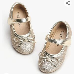 NWOT THEE BRON Girl's Toddler/Little Kid Ballet Mary Jane Flat Dress Shoes Sz5